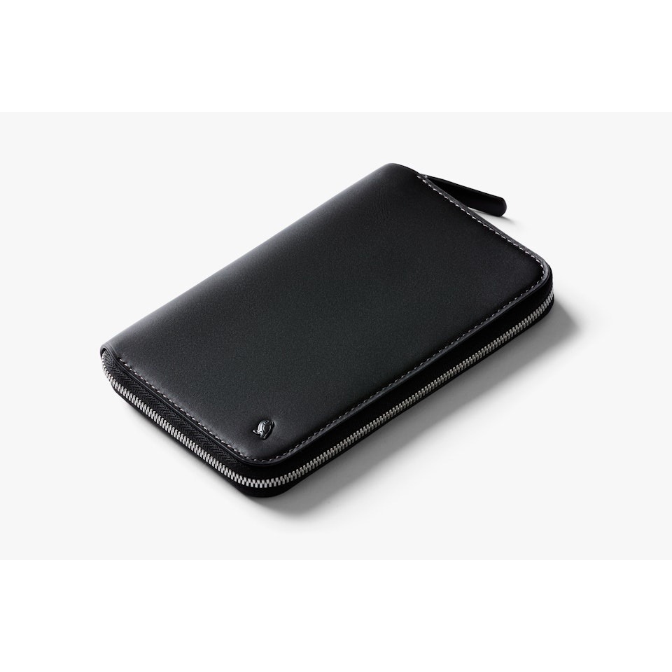 [224228] Travel Folio (Second Edition) - Black